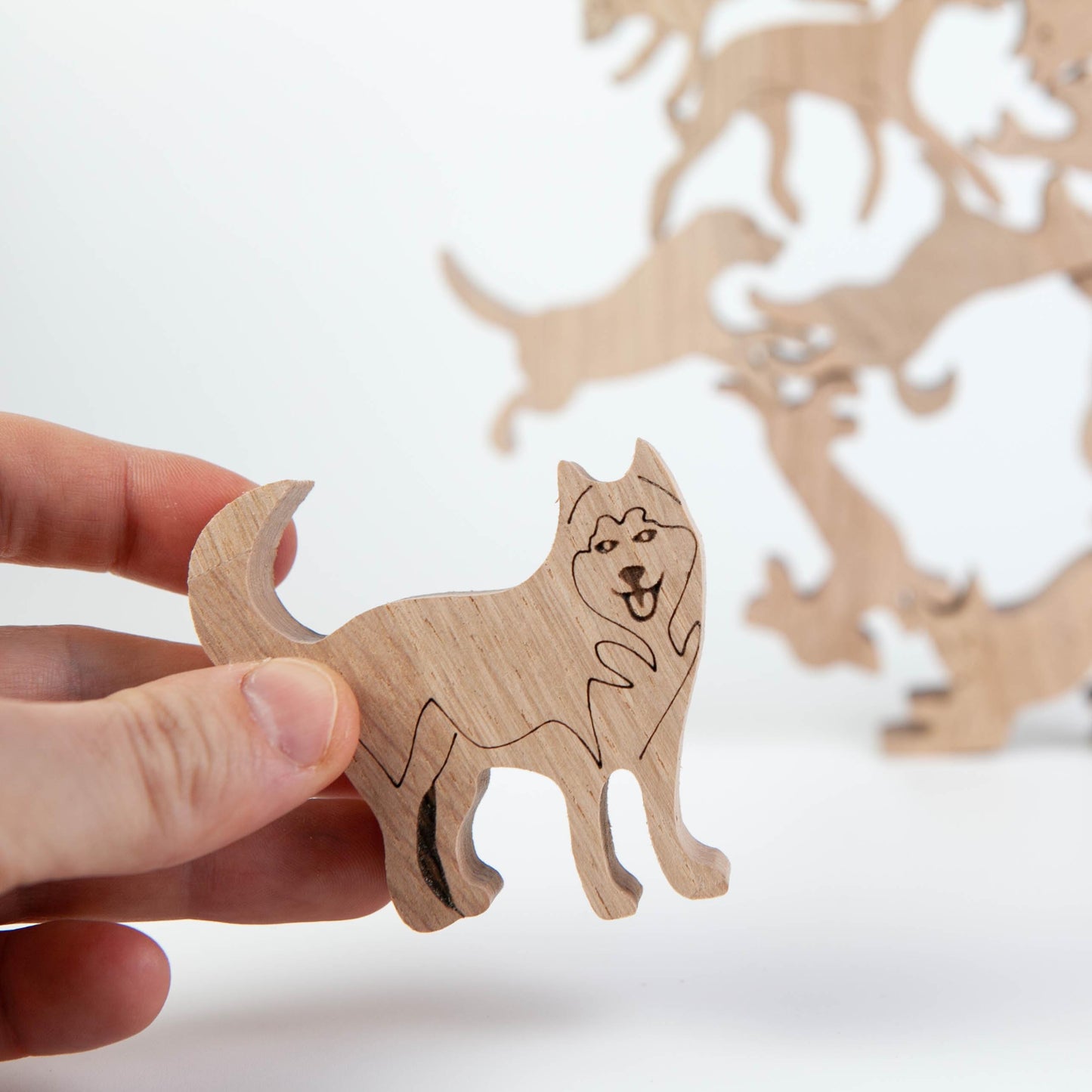 Stapelspiel aus Eichenholz "Dogs"