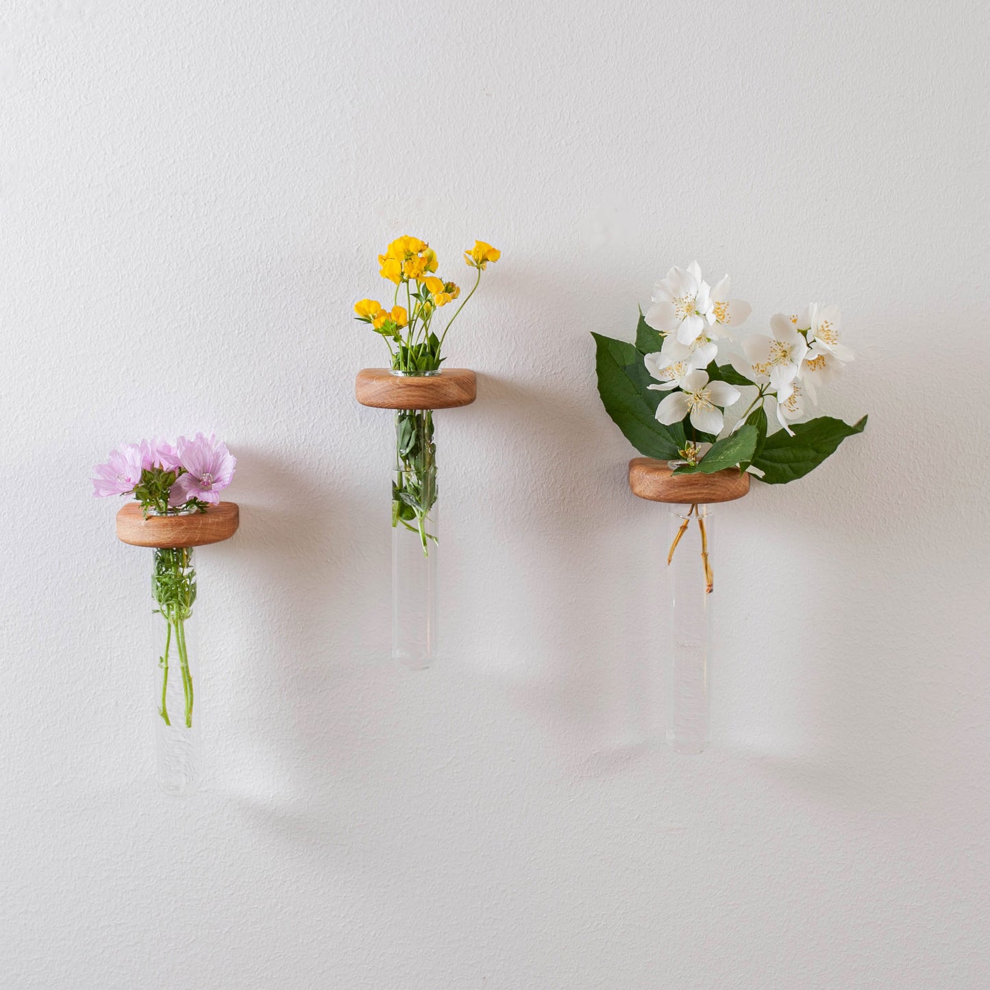 Wandvase aus Eiche