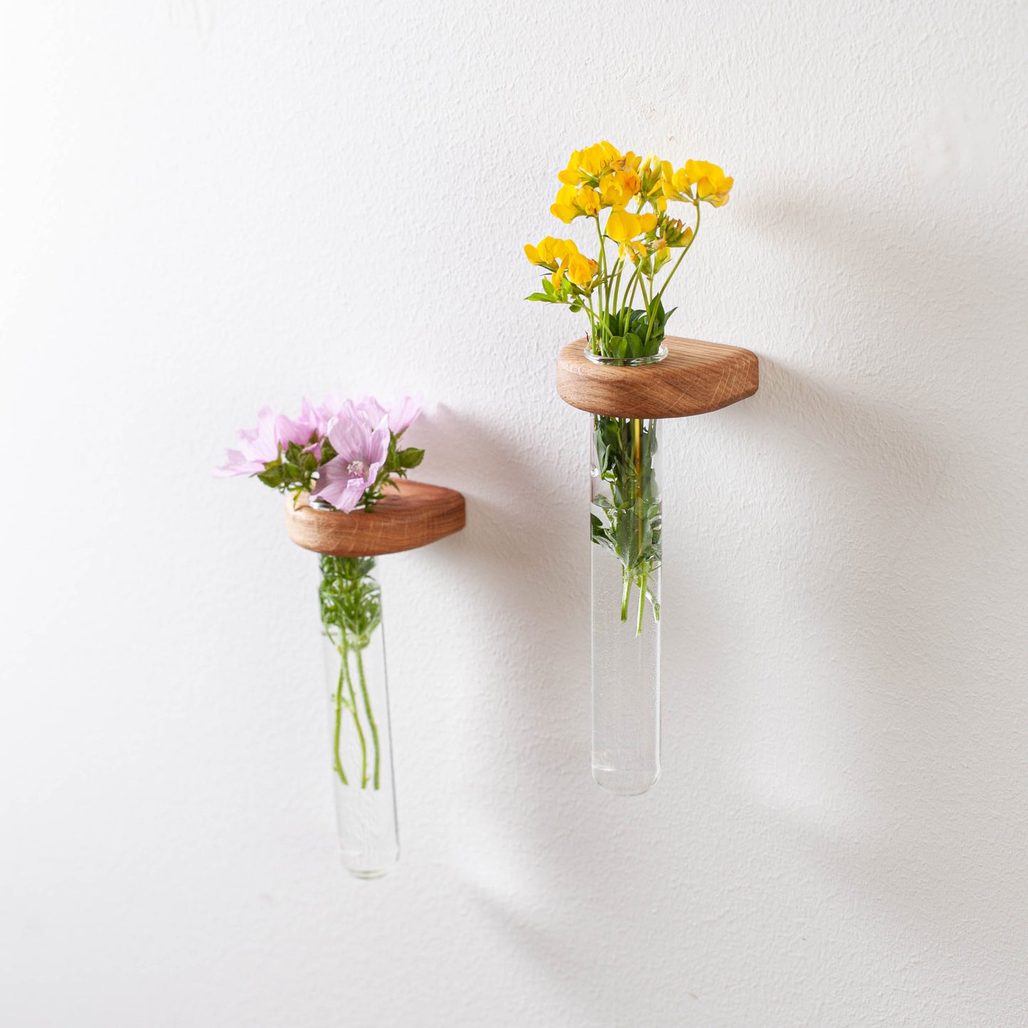 Wandvase aus Eiche
