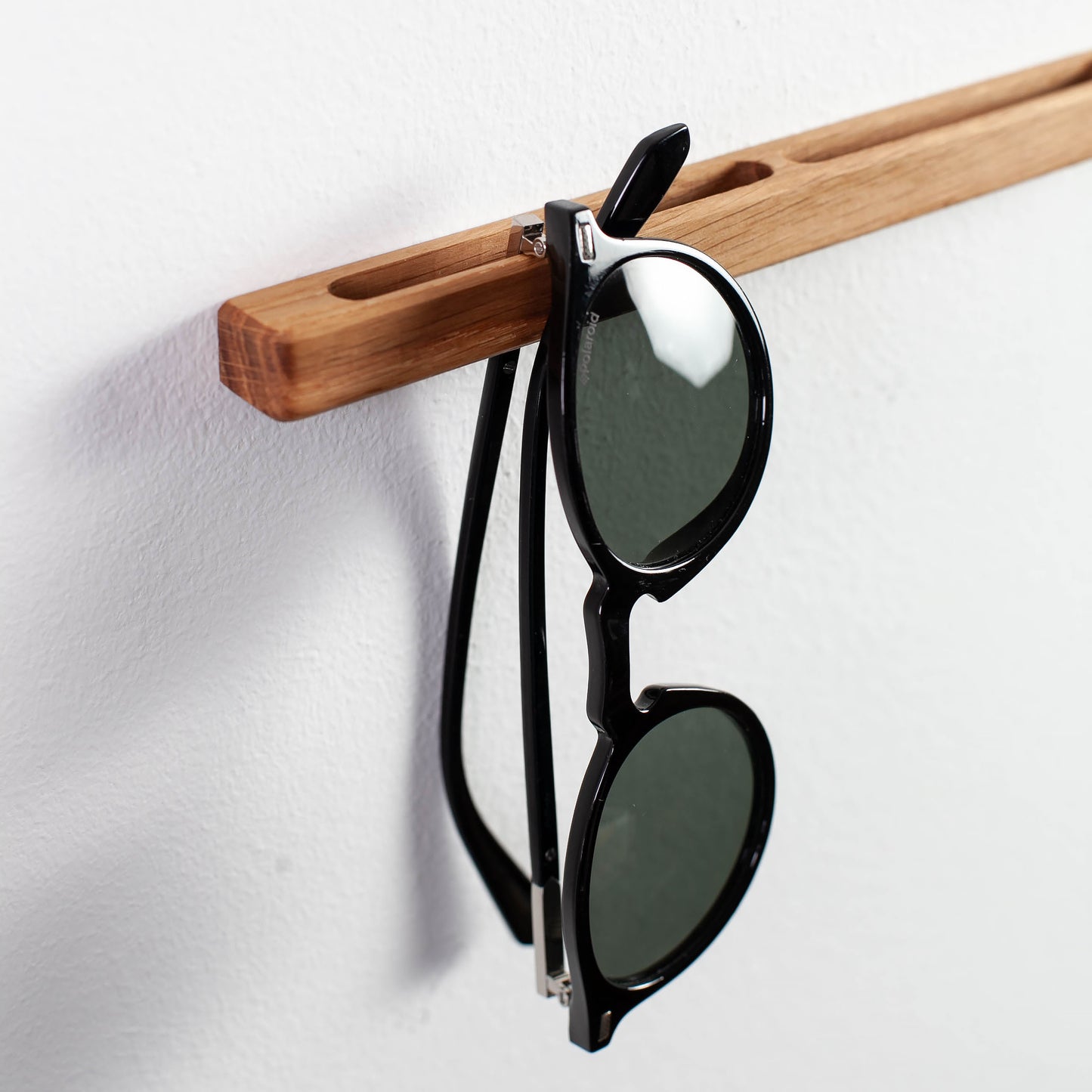 Oak towel holder, Craman #119