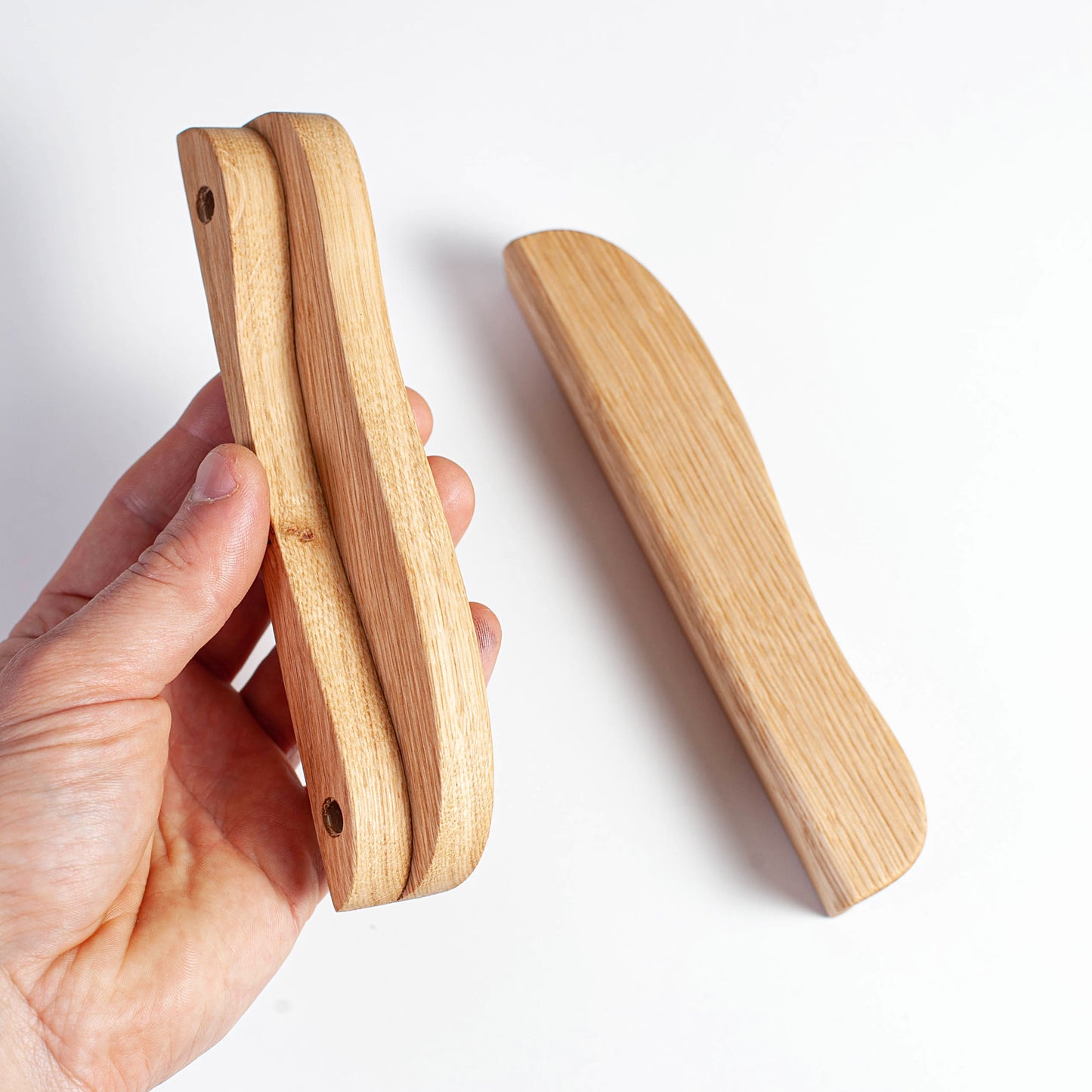 Poignées verticales en chêne pour meubles IKEA Wave