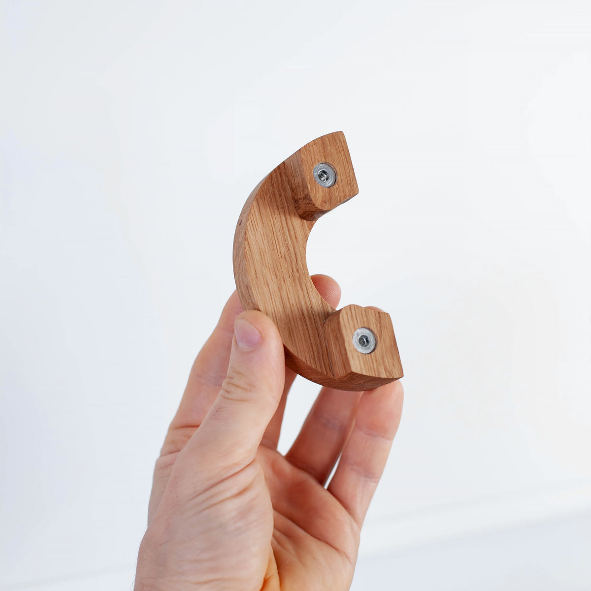 Oak Wood Knob Bagel – Minimalist Scandinavian Handle