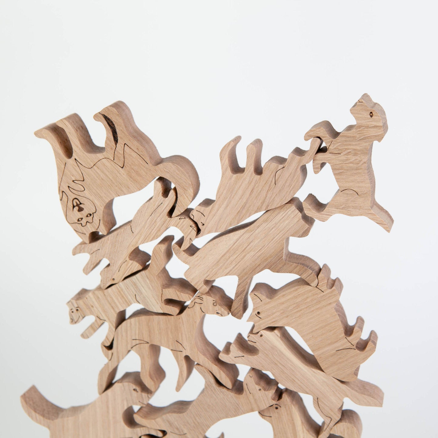 Stapelspiel aus Eichenholz "Dogs"