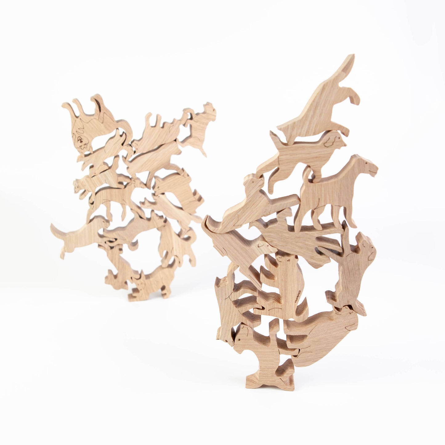 Stapelspiel aus Eichenholz "Dogs"