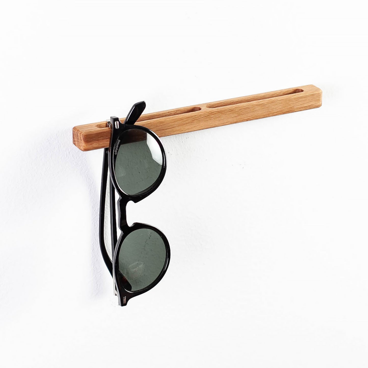 Wandmontierter Brillenhalter, straight