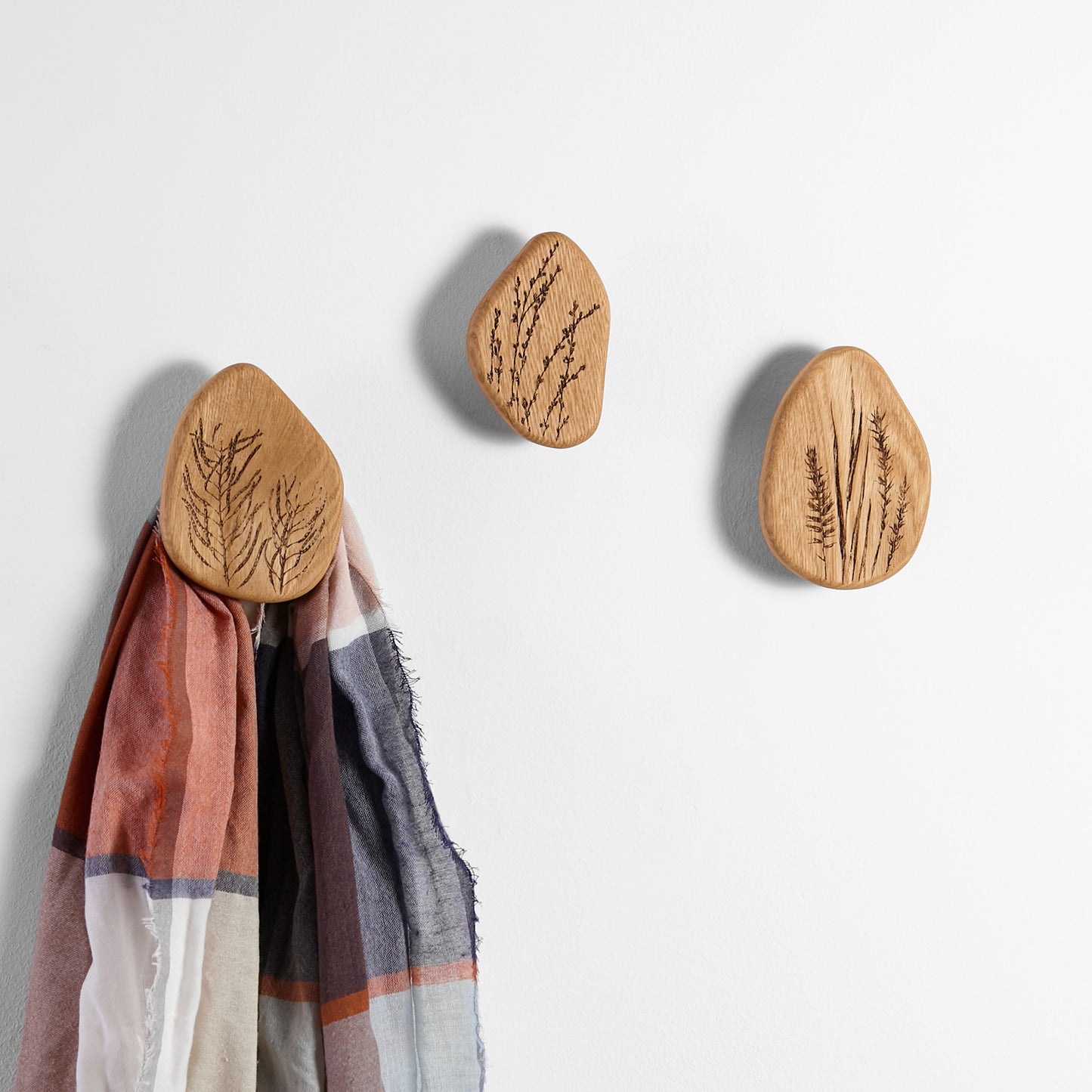 Wandhaken aus Holz für Wohndeko, Eichenhaken zur Organisation, Kleiderhaken, Garderobenhaken Craman Germany ART2