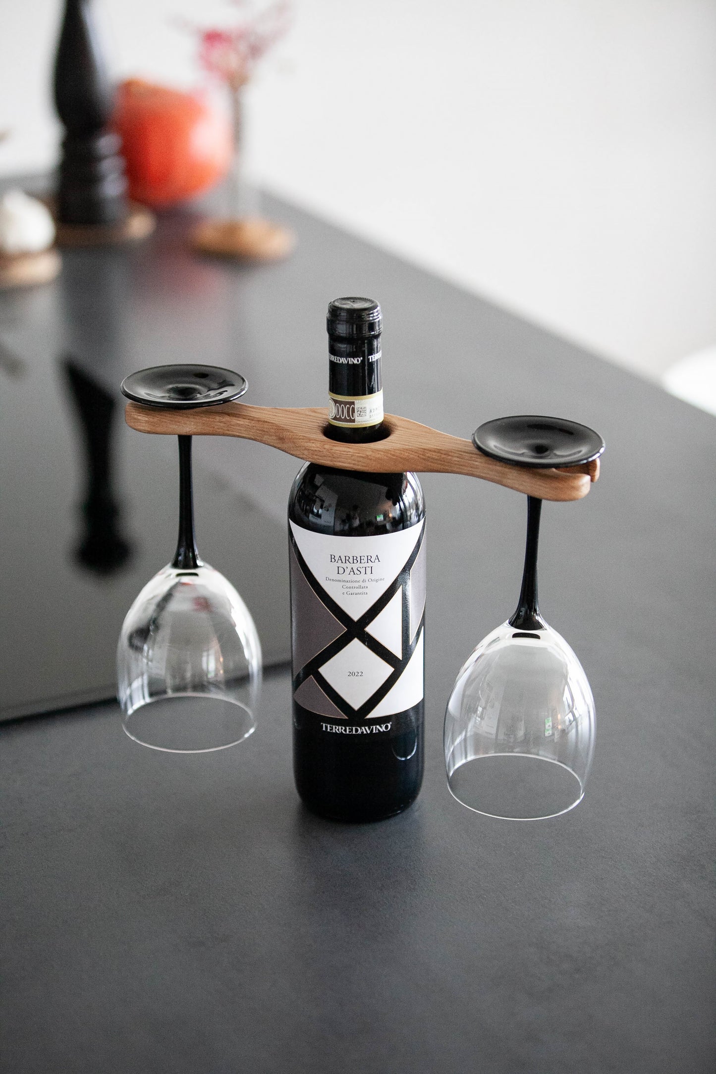 Weinglashalter aus Eiche