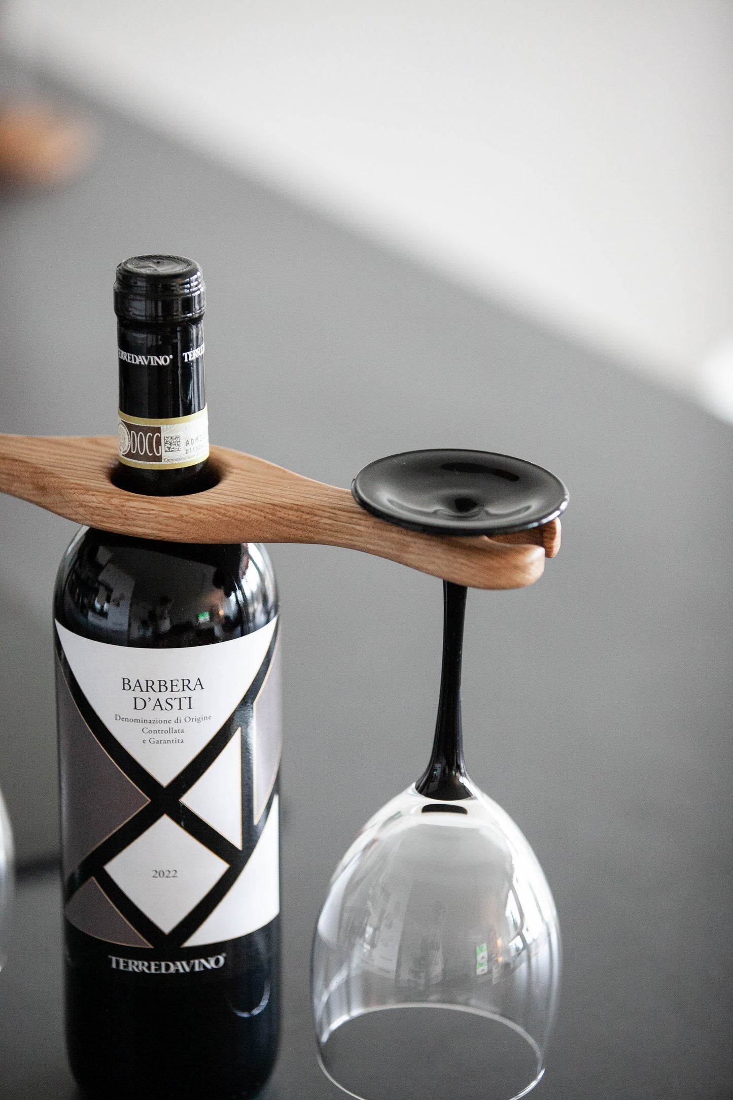 Weinglashalter aus Eiche