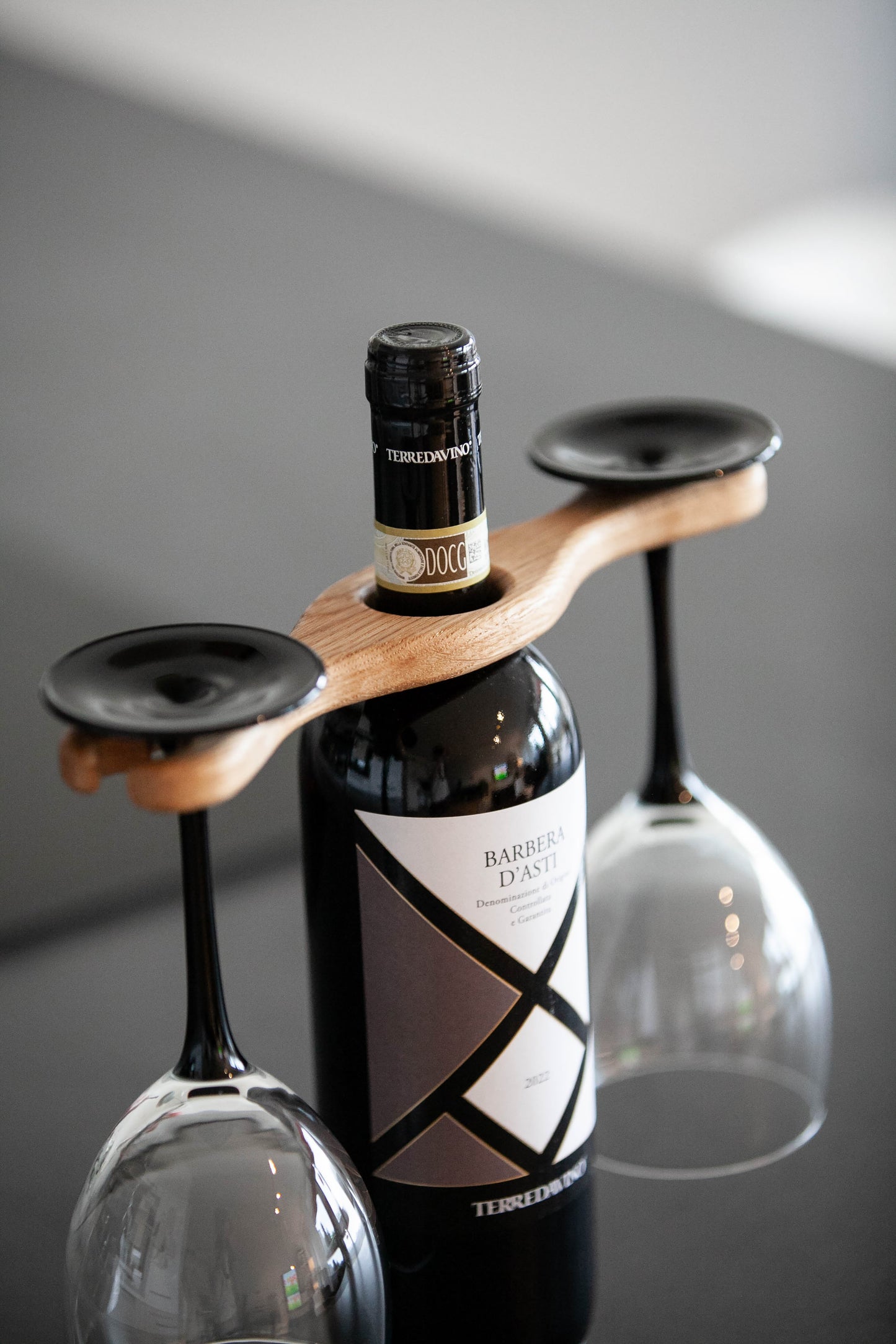 Weinglashalter aus Eiche