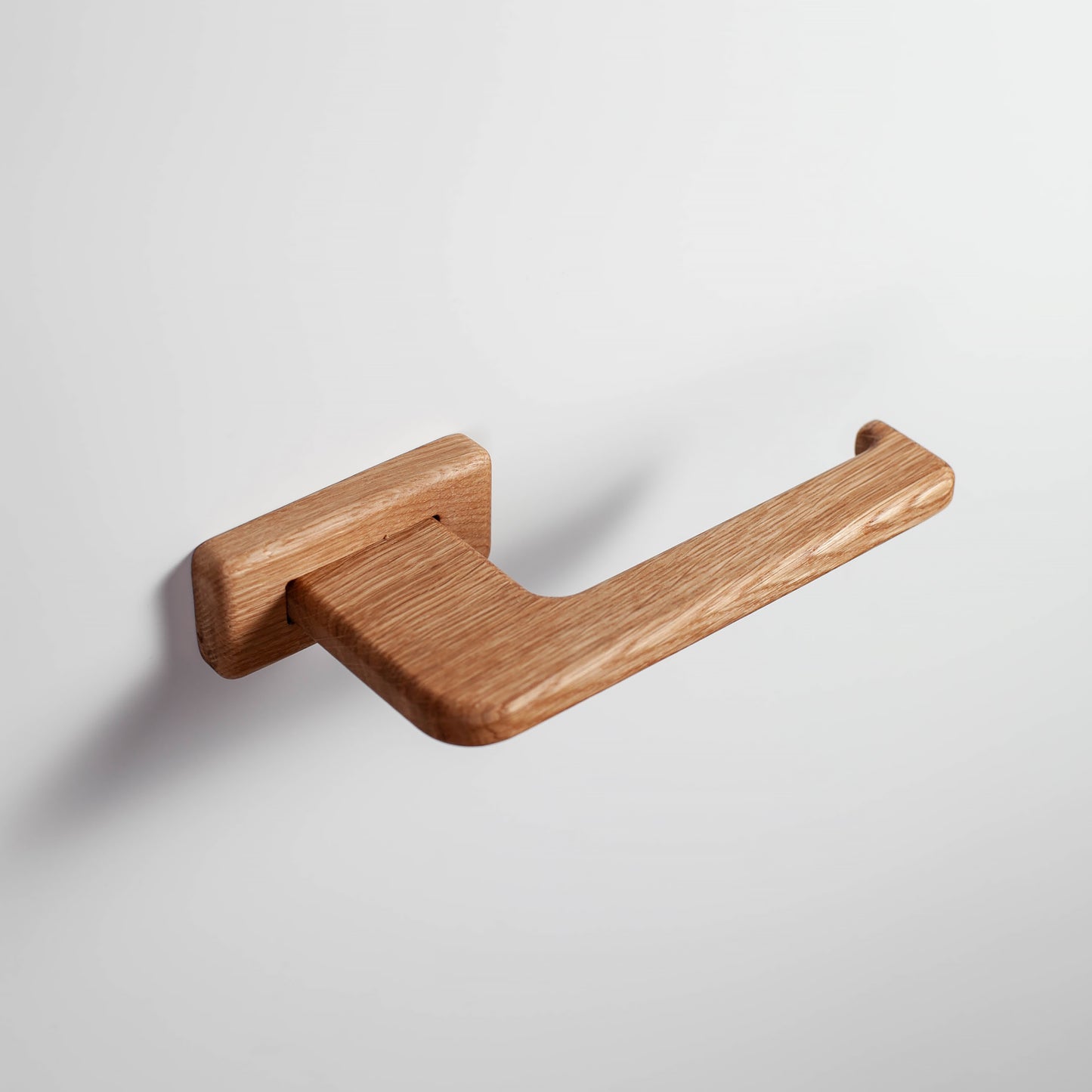 Toilettenpapierhalter aus Eiche – selbstklebend, V1-standart, ohne Bohren