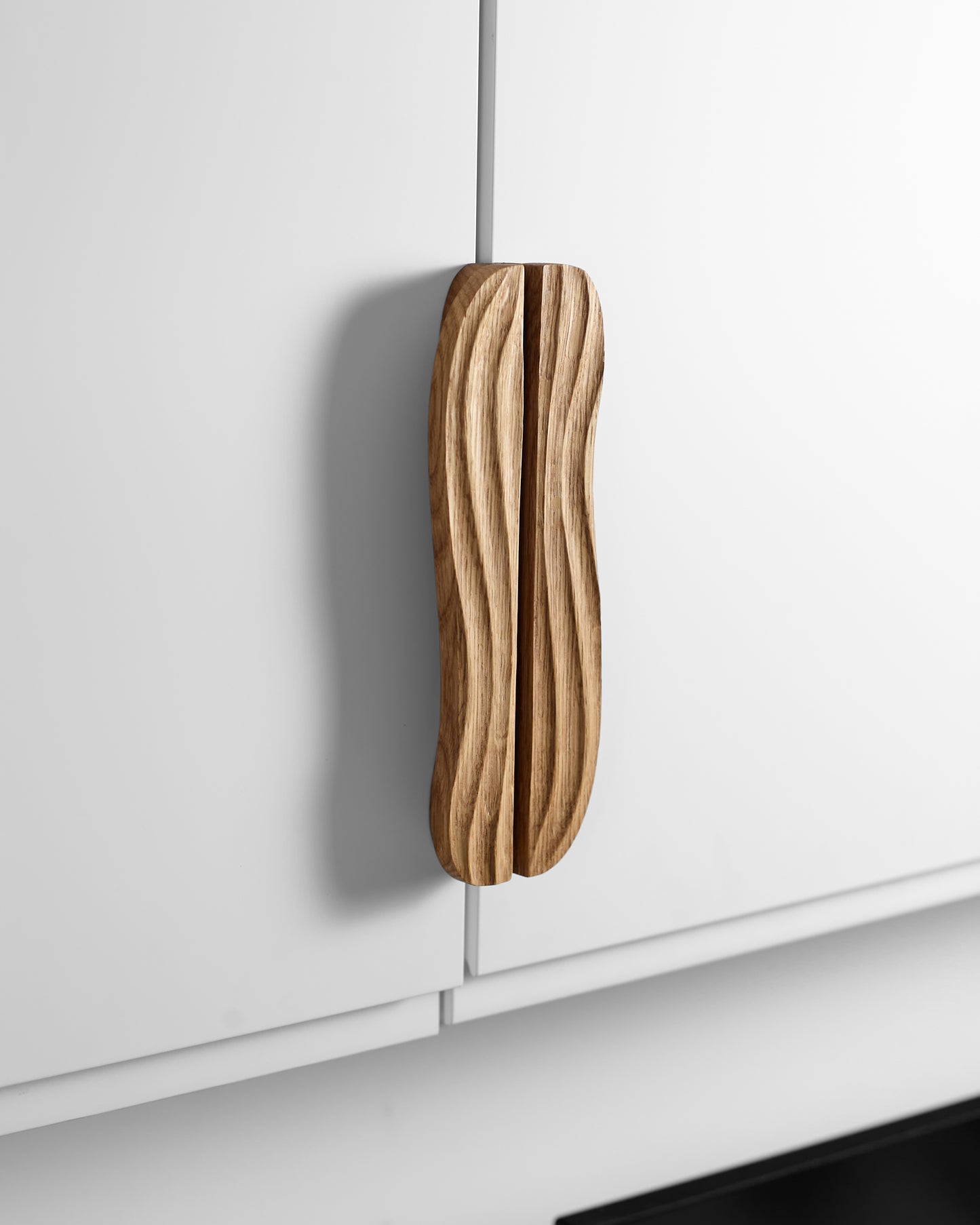Poignées verticales en chêne pour meubles IKEA Wave