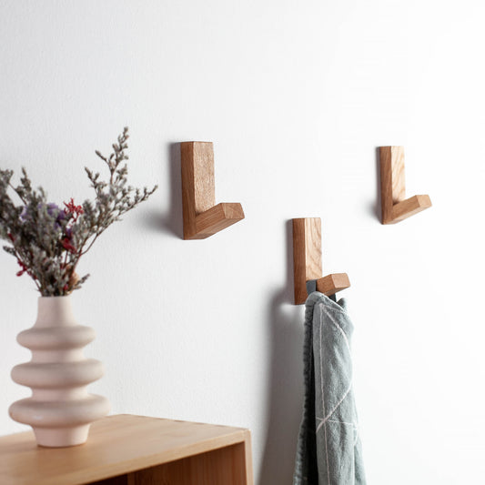 Crochet adhésif en chêne, Craman #SADH Triangle