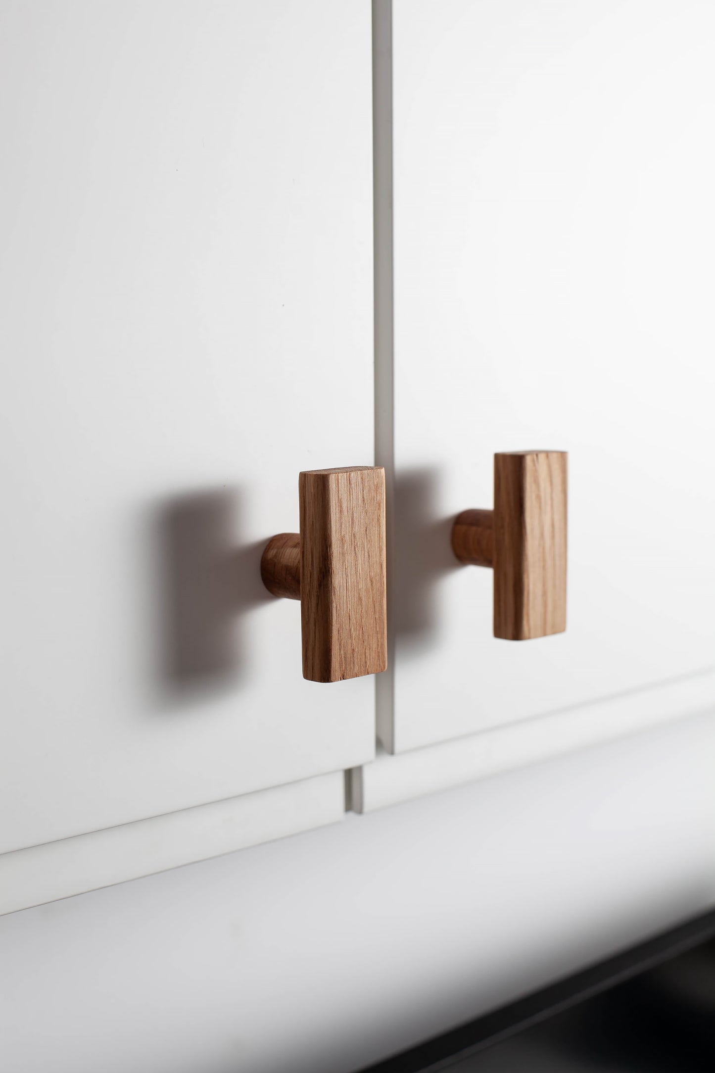 Poignées de porte en chêne pour meubles IKEA, modèle droit 1