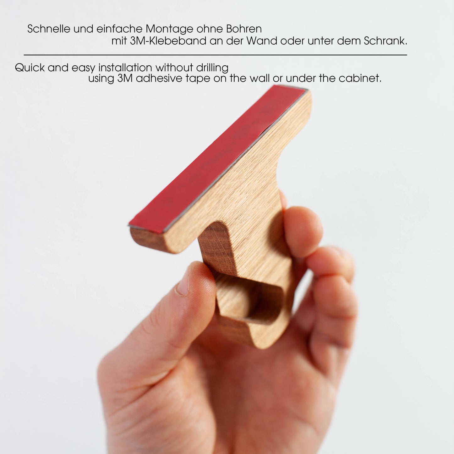 Selbstklebender Küchenrollenhalter aus Eiche – Montage ohne Bohren