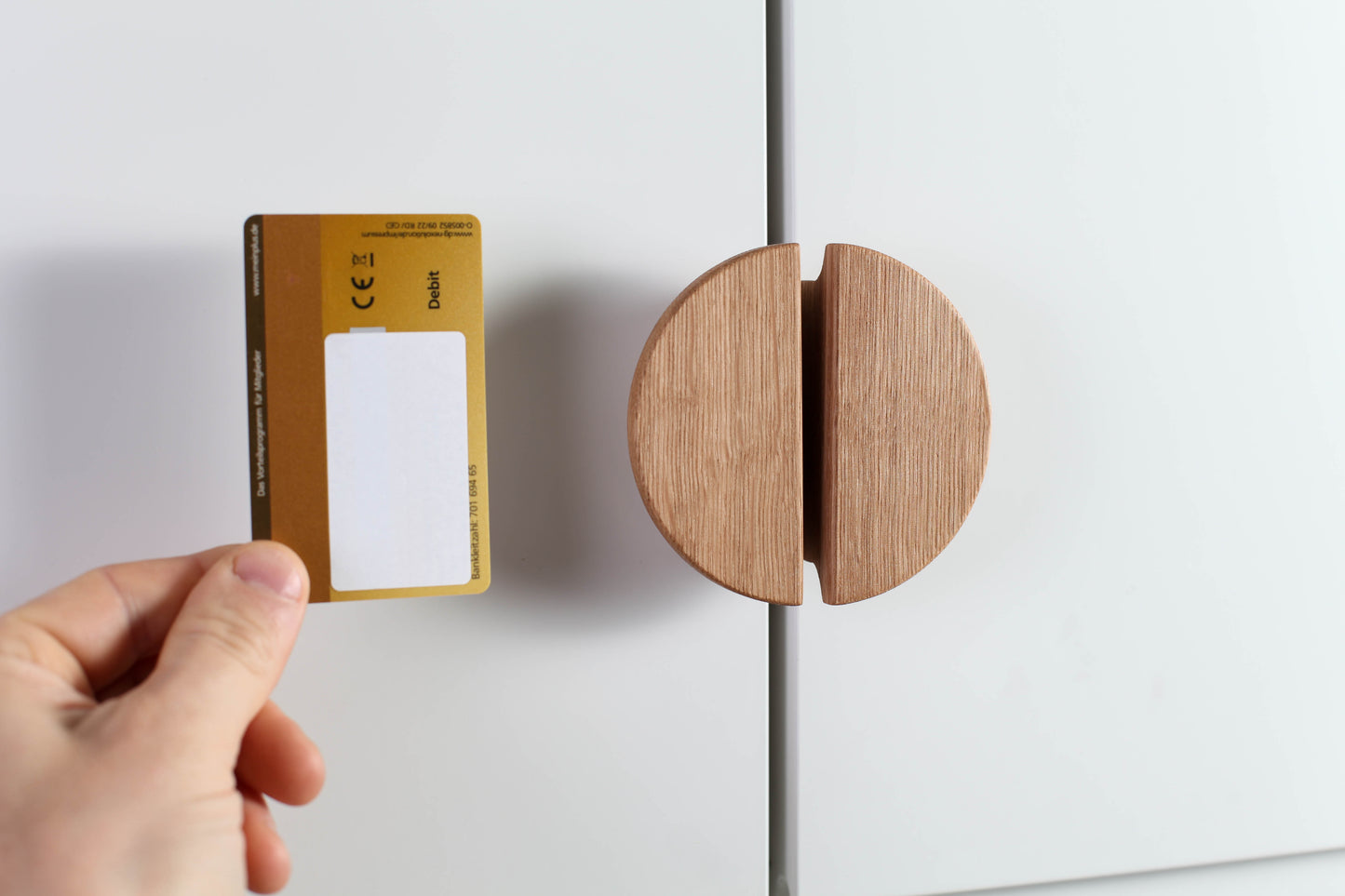Eichenholz-Möbelgriff für IKEA-Billy