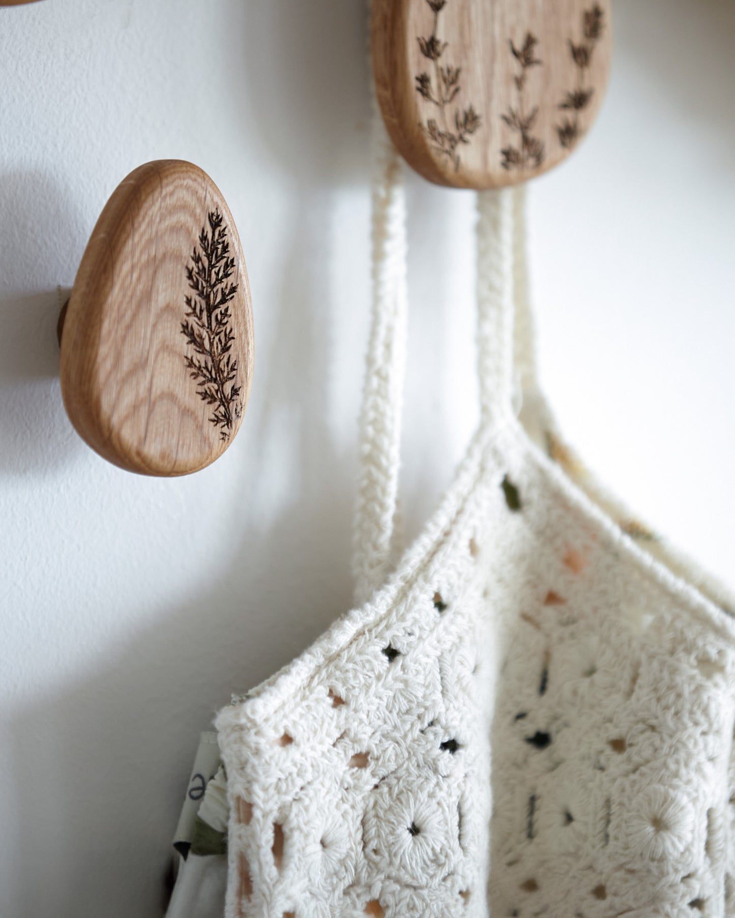 ART und Minimalist Holzhaken für Wohn- und Wanddeko, Eichenhaken zur Organisation, Garderobenhaken