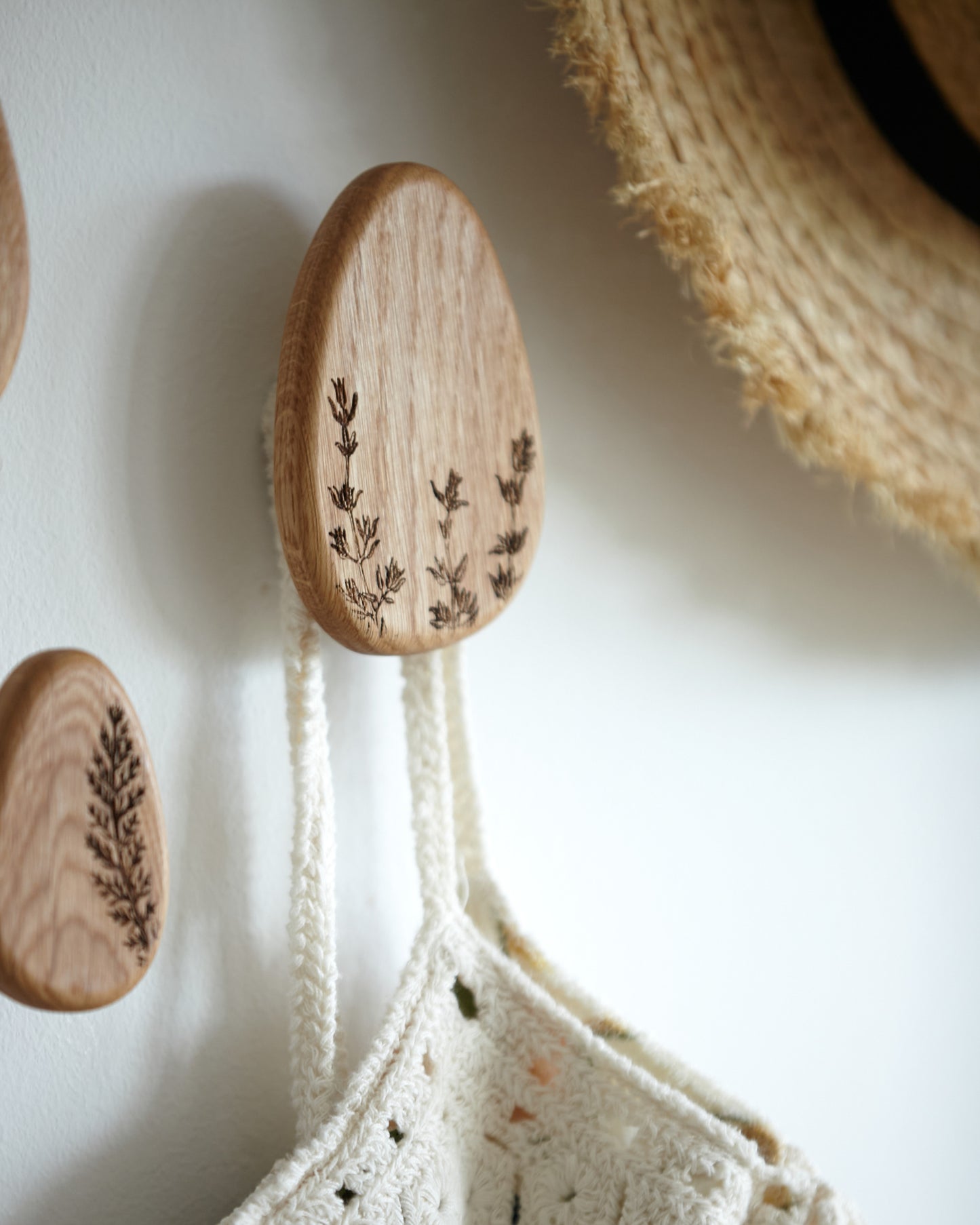ART und Minimalist Holzhaken für Wohn- und Wanddeko, Eichenhaken zur Organisation, Garderobenhaken