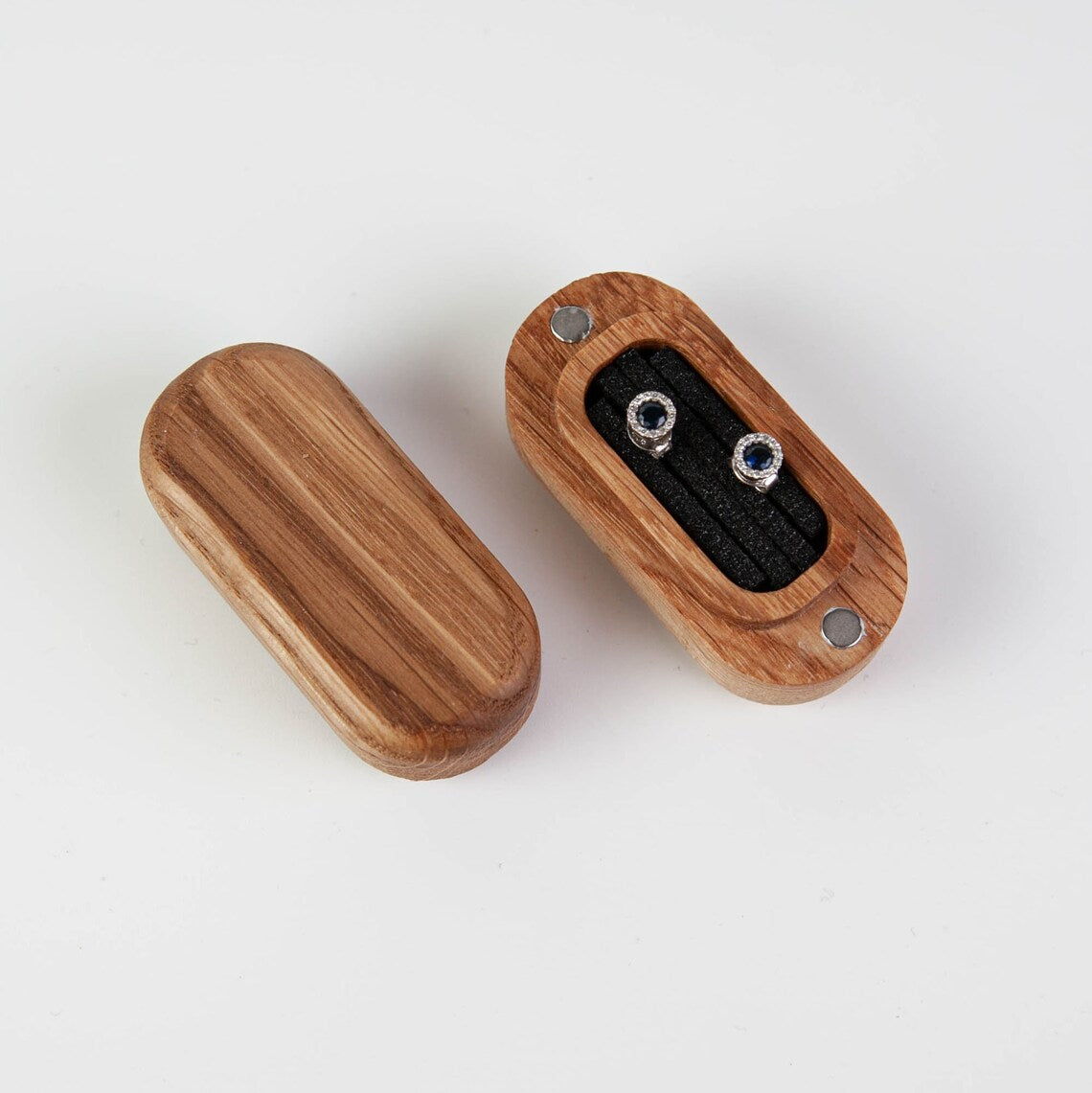 Elegant holder for reading glasses